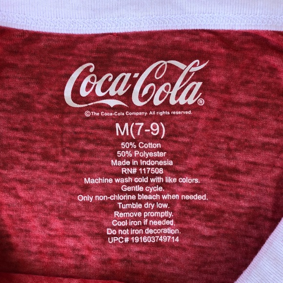Coca Cola lightweight red & white tie front tshirt. - Picture 5 of 6